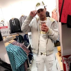 Meet your Posher, Jonathan